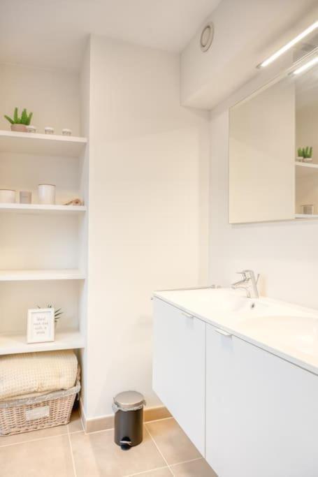 Lively Coastal Haven 3bd Retreat *